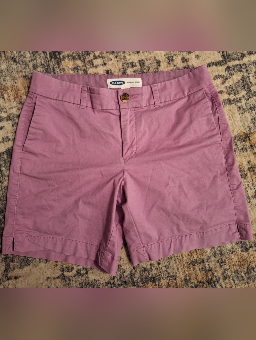 Old Navy Women's Lavender Chino Shorts. Sz 2.